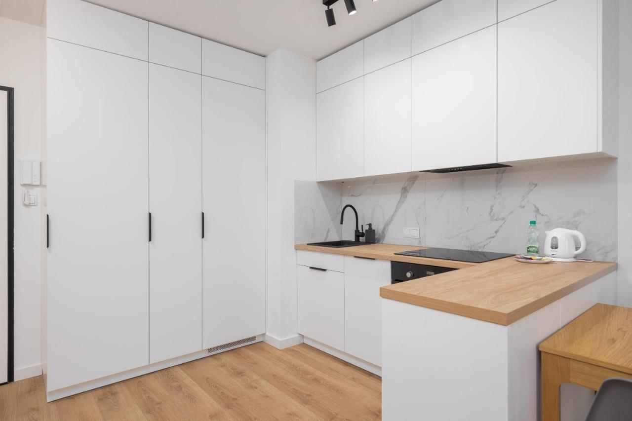 Aurora Prime Apartment วอร์ซอ ภายนอก รูปภาพ
