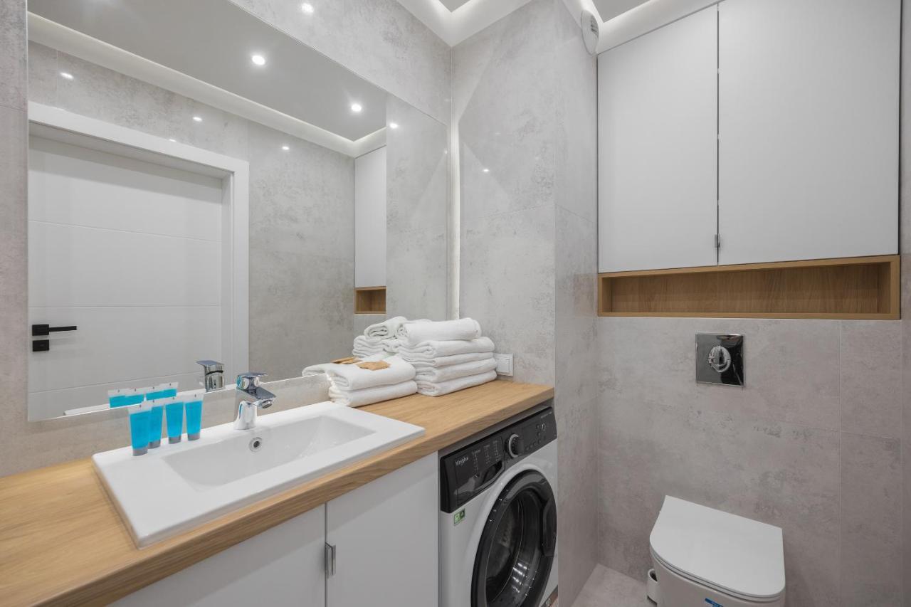 Aurora Prime Apartment วอร์ซอ ภายนอก รูปภาพ