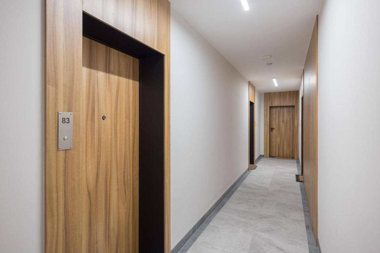 Aurora Prime Apartment วอร์ซอ ภายนอก รูปภาพ